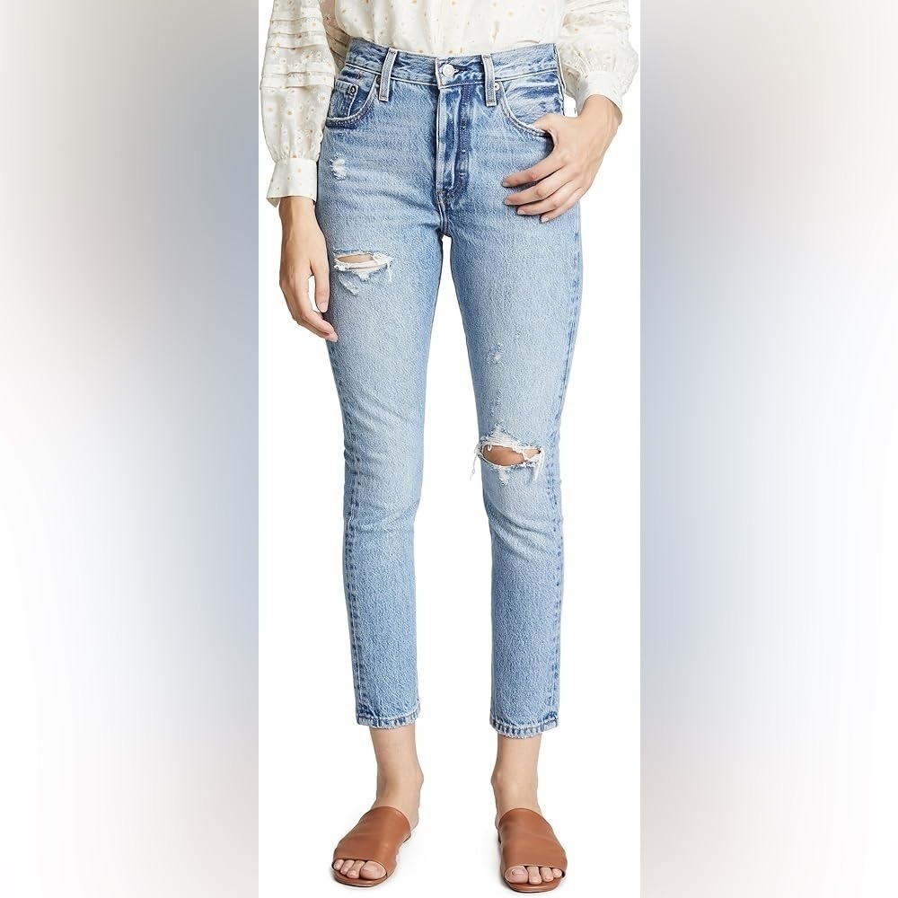 914 Levi's 501S Distressed Jeans Size 26